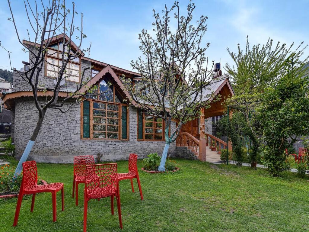 Mahin Cottage Manāli Eksteriør bilde